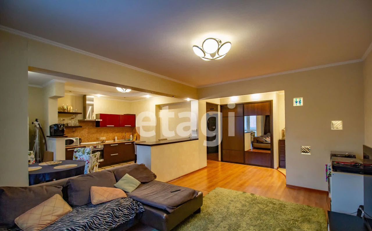 квартира г Красноярск р-н Советский ул Авиаторов 33 фото 4