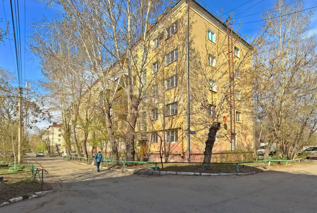 квартира г Омск проезд Спортивный 8 фото 12