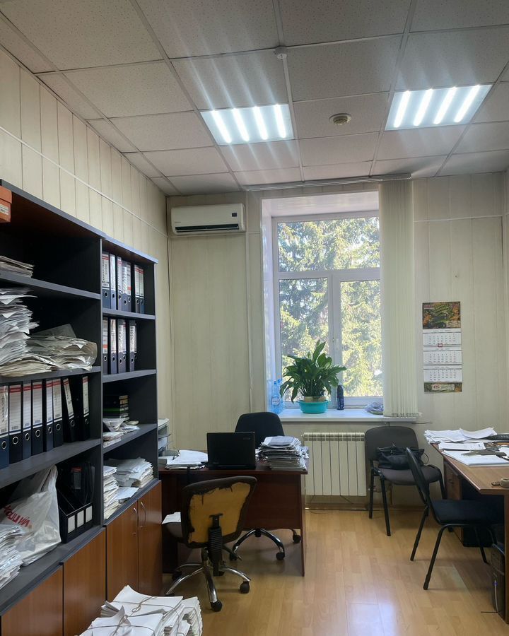 офис г Красноярск р-н Кировский ул Кутузова 1 фото 3