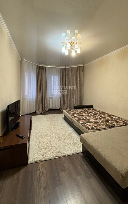 квартира г Брянск Красноармейская улица, 38 фото 1