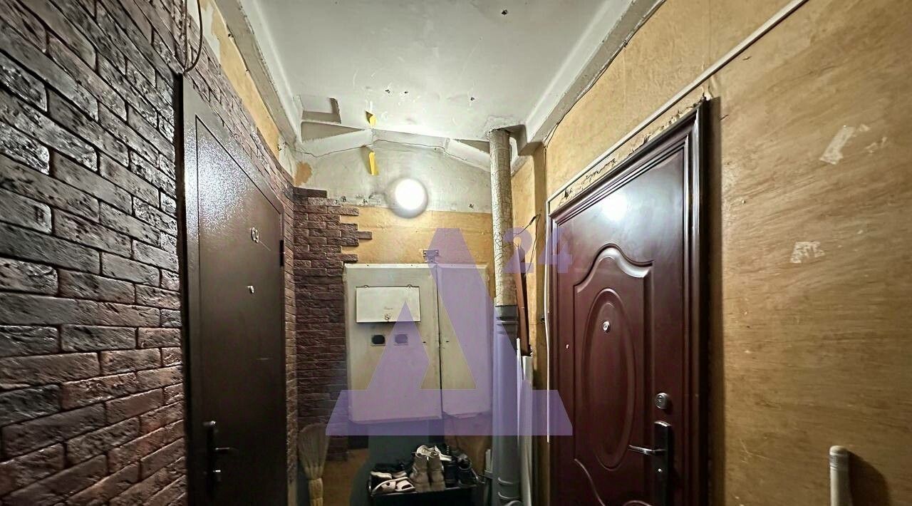 квартира г Барнаул р-н Октябрьский ул Чудненко 83 фото 22