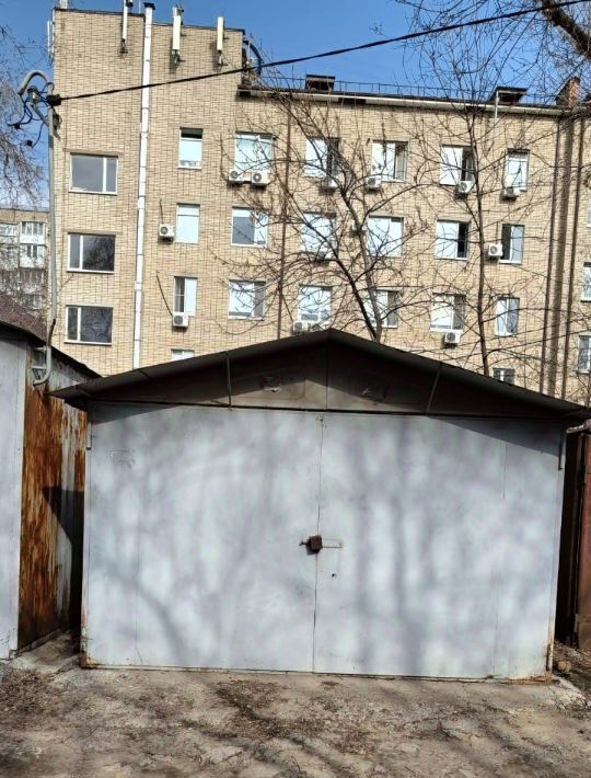 гараж г Ростов-на-Дону р-н Октябрьский ул Ларина 8 фото 1