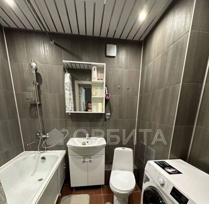 квартира г Тюмень р-н Центральный ул Избышева 6 фото 9