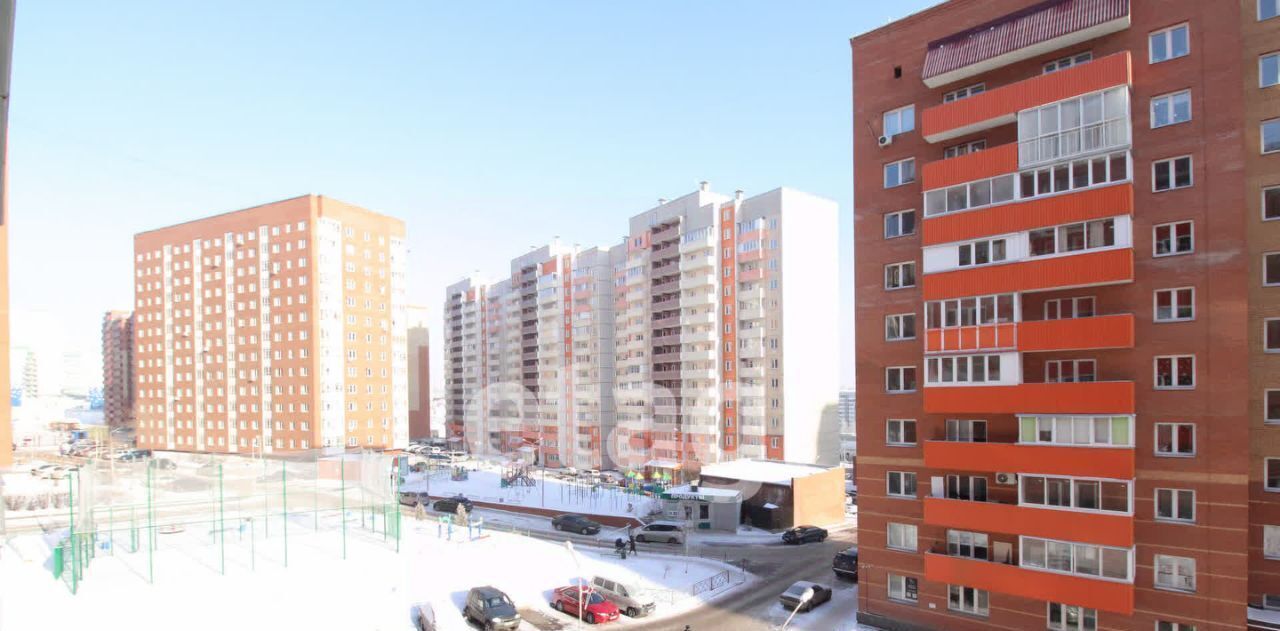 квартира г Красноярск р-н Советский пр-кт 60 лет Образования СССР 58а фото 18