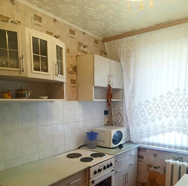квартира г Тольятти р-н Комсомольский ул Куйбышева 22 фото 4