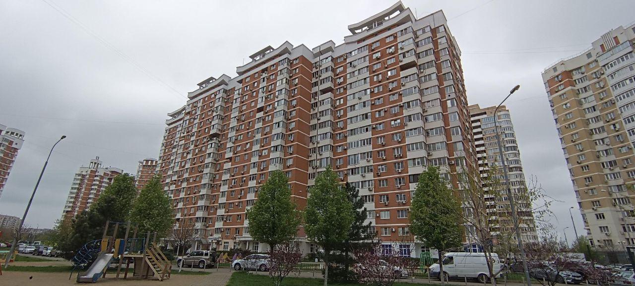квартира г Краснодар р-н Западный б-р им. Клары Лучко 10 фото 3