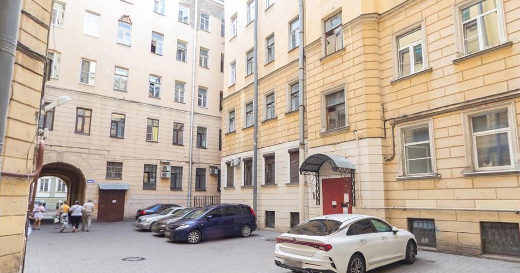 квартира г Санкт-Петербург метро Площадь Восстания ул Гончарная 11а фото 1