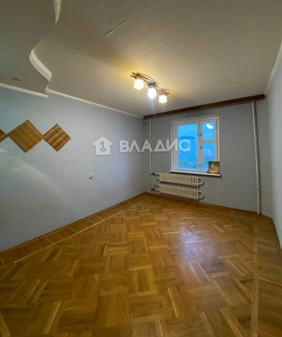 квартира г Белгород ул Конева 1 фото 2