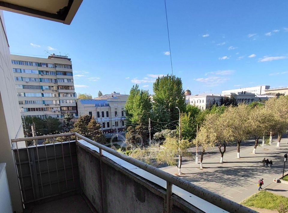 квартира г Волгоград р-н Центральный пр-кт им. В.И. Ленина 2 фото 4