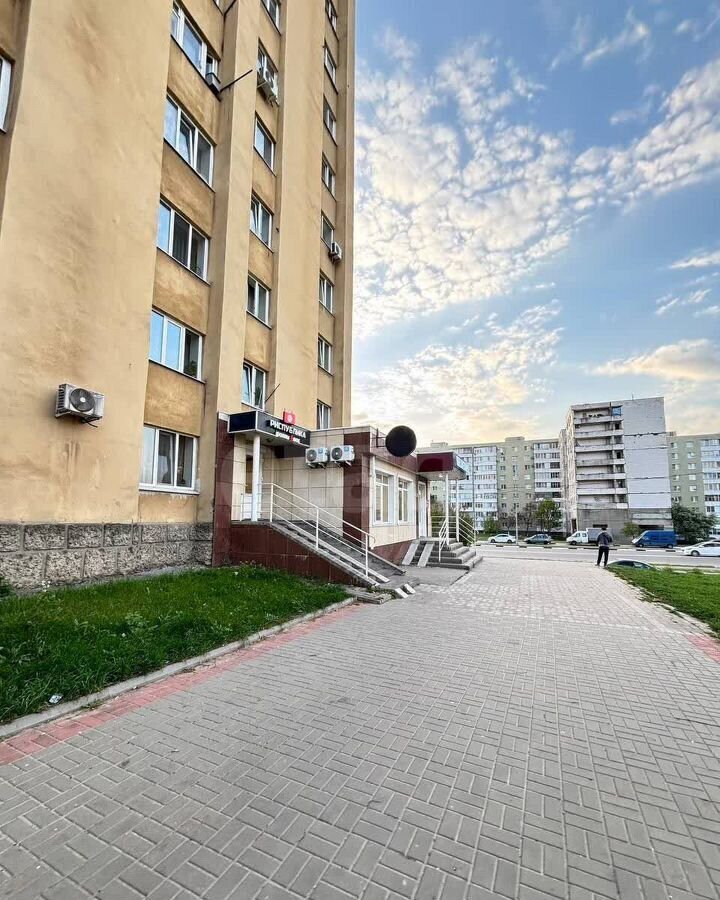 квартира г Старый Оскол мкр-н Макаренко, 5 фото 16