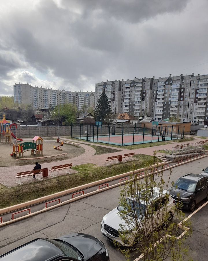 квартира г Красноярск р-н Октябрьский ул Михаила Годенко 3 фото 14