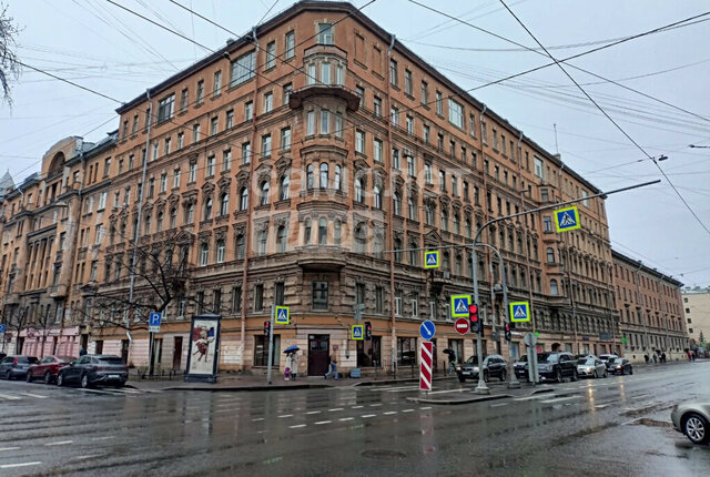 метро Василеостровская Малый проспект Васильевского острова, 30-32 фото
