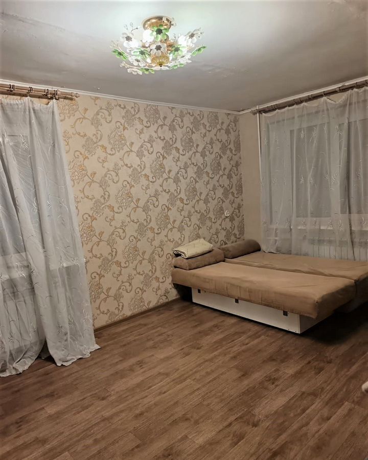 квартира г Тольятти р-н Центральный ул Жилина 11 фото 2
