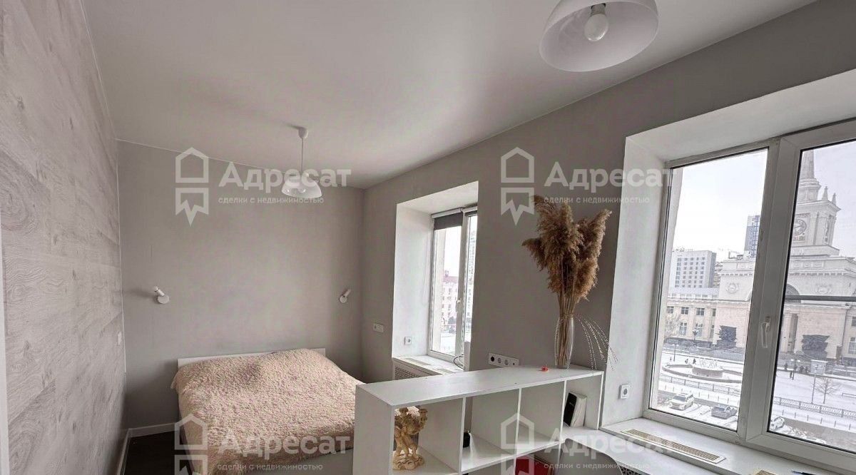 квартира г Волгоград р-н Центральный ул Коммунистическая 16а фото 4