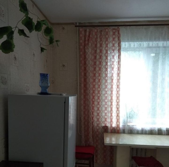 квартира г Саратов р-н Октябрьский ул. Имени В. Г. Клочкова, 52/64 фото 7