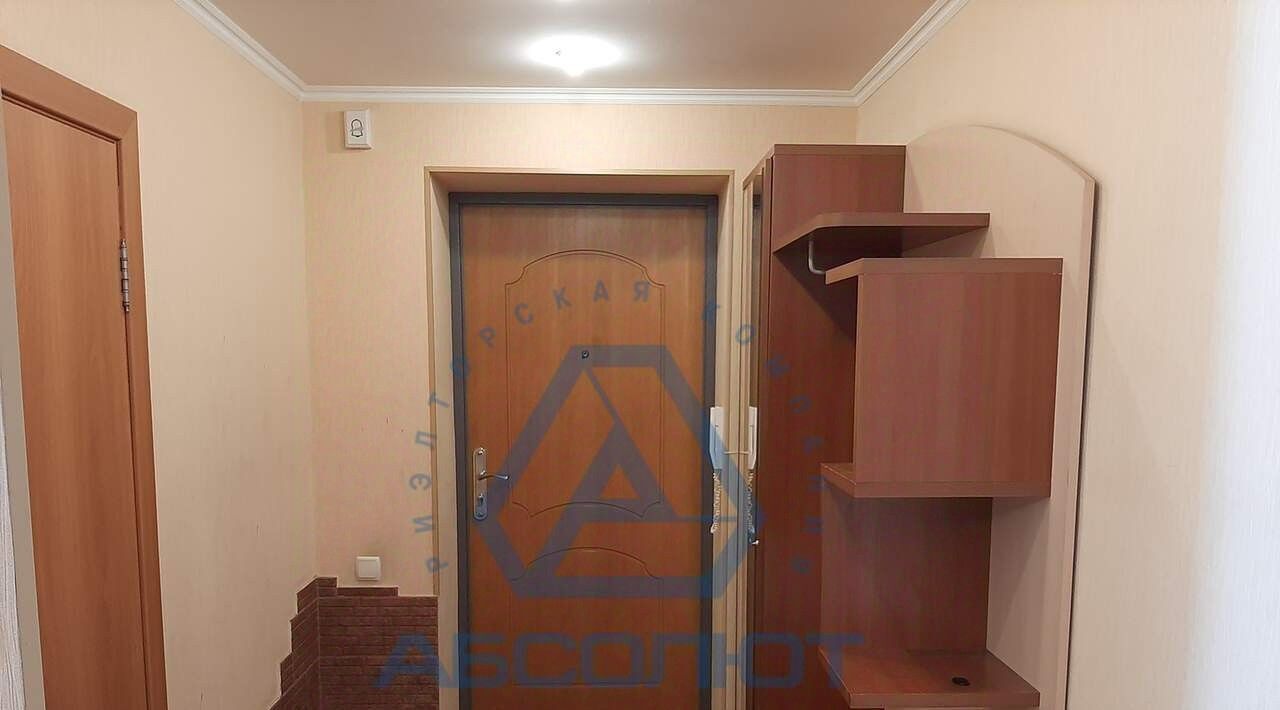 квартира г Тольятти р-н Автозаводский ул 70 лет Октября 43 фото 4