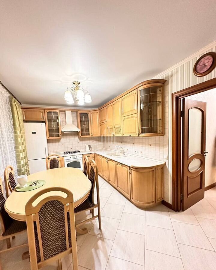 квартира г Брянск р-н Фокинский пр-кт Московский 10/11а фото 2