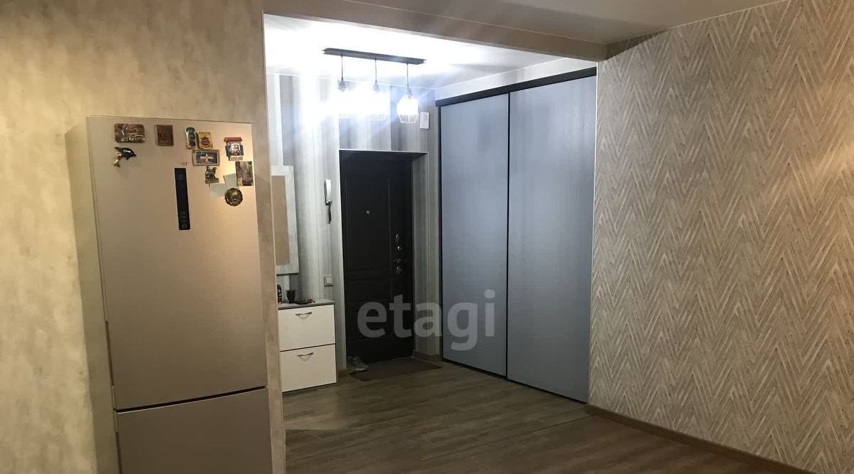 квартира г Волгоград р-н Дзержинский ул Шекснинская 64б фото 5
