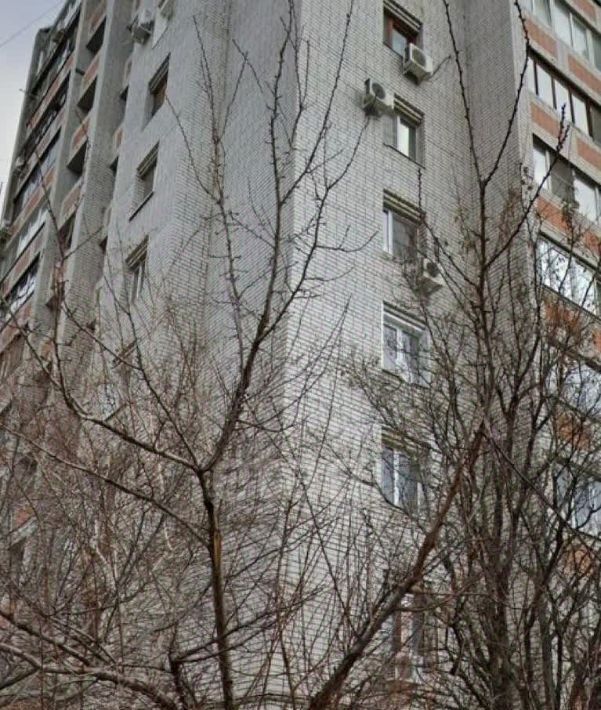 квартира г Волгоград мкр Ангарский р-н Дзержинский ул Бурейская 1д фото 12