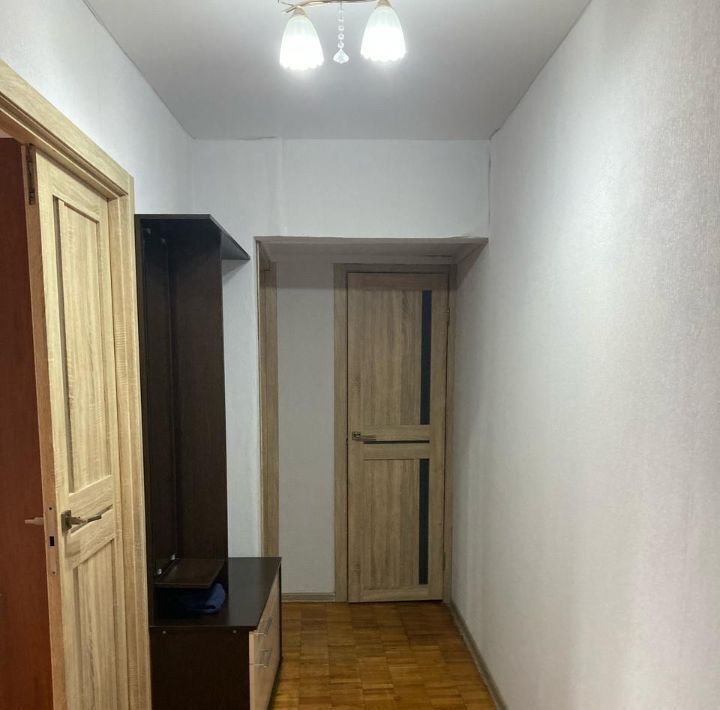 квартира г Волгоград р-н Дзержинский ул 8-й Воздушной Армии 35 фото 9