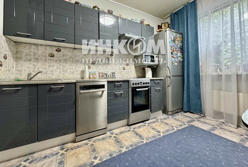 квартира г Москва метро Бульвар Адмирала Ушакова проезд Плавский 1 фото 1