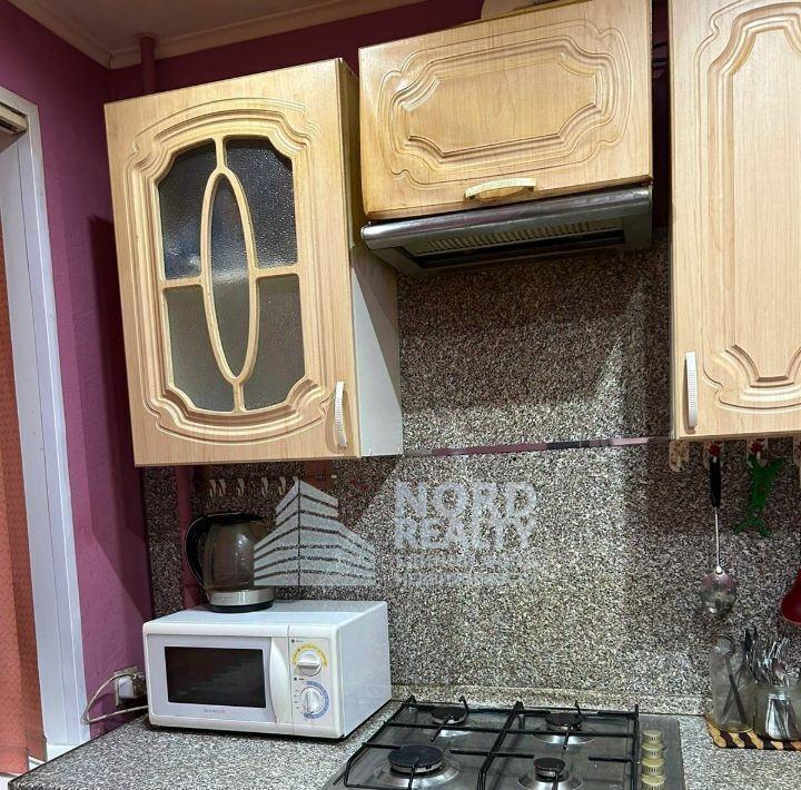 квартира г Мурманск р-н Октябрьский ул Воровского 13 фото 2