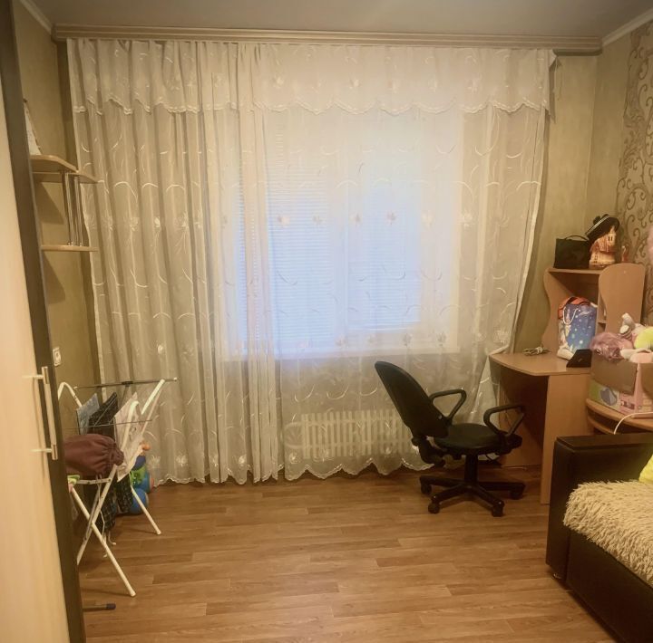 квартира г Тольятти р-н Автозаводский ул Автостроителей 15 фото 2