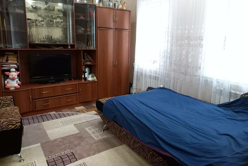 квартира г Каменск-Шахтинский ул Ленина 112 фото 1