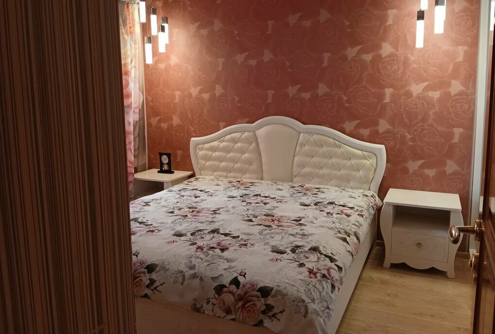 квартира г Каменск-Шахтинский Заводской Больничная улица, 19 фото 1
