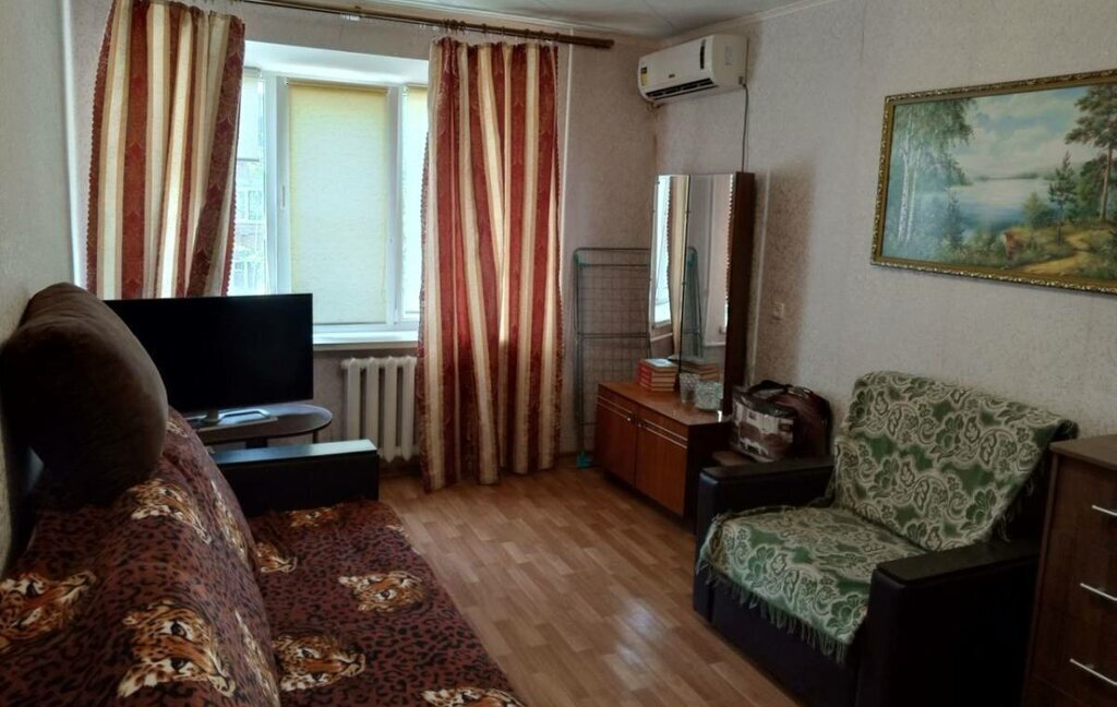 квартира г Каменск-Шахтинский пер Астаховский 86а фото 1