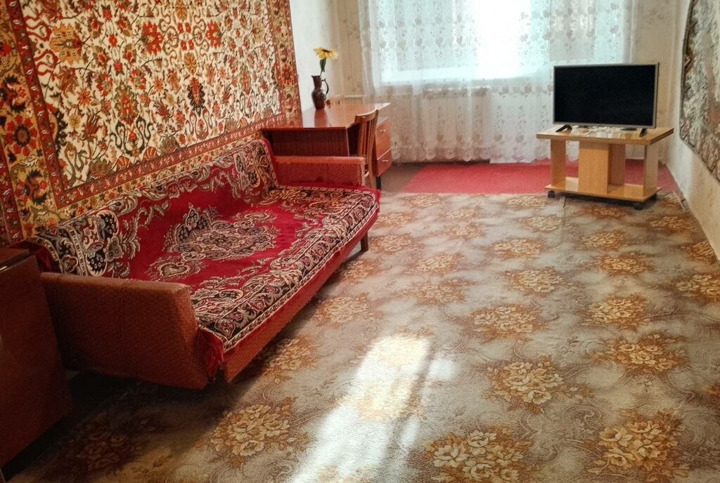 квартира г Каменск-Шахтинский ул Ворошилова 25 фото 1