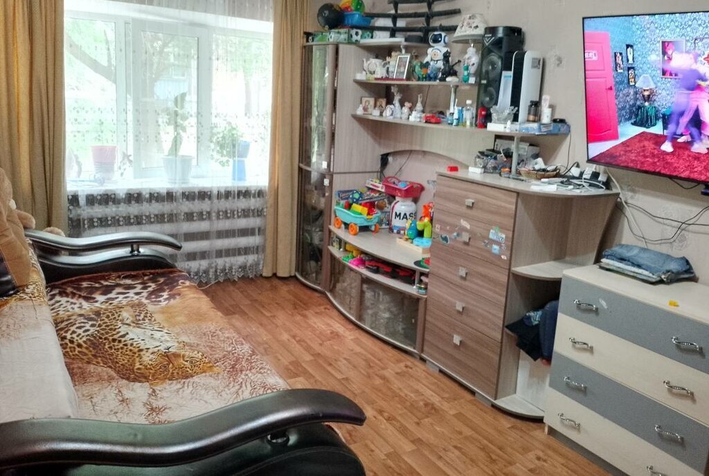 квартира г Каменск-Шахтинский пер Коммунистический 85 фото 1