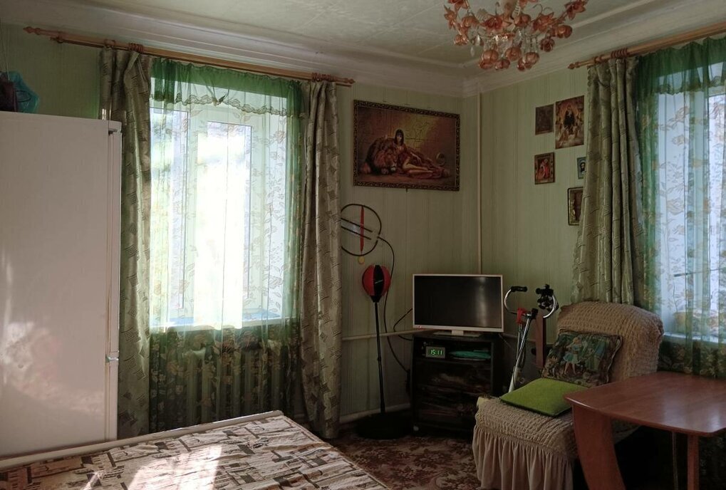 квартира г Каменск-Шахтинский ул Щаденко 63 фото 2