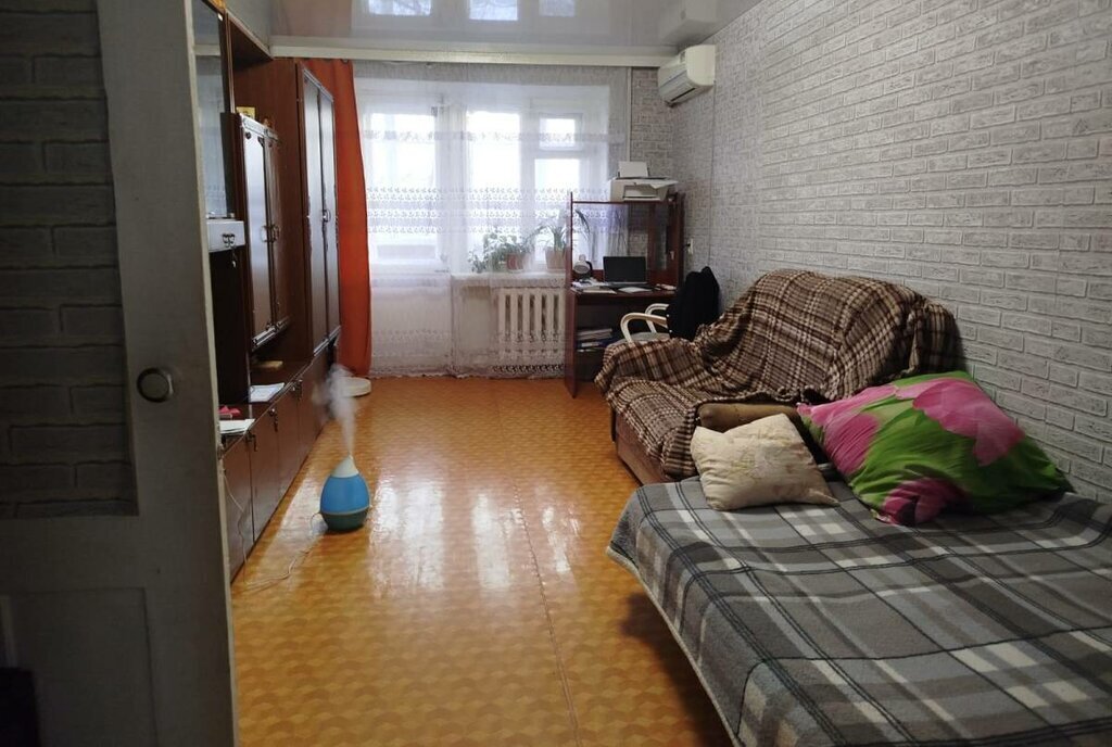 квартира г Каменск-Шахтинский пер Володарского 56 фото 3