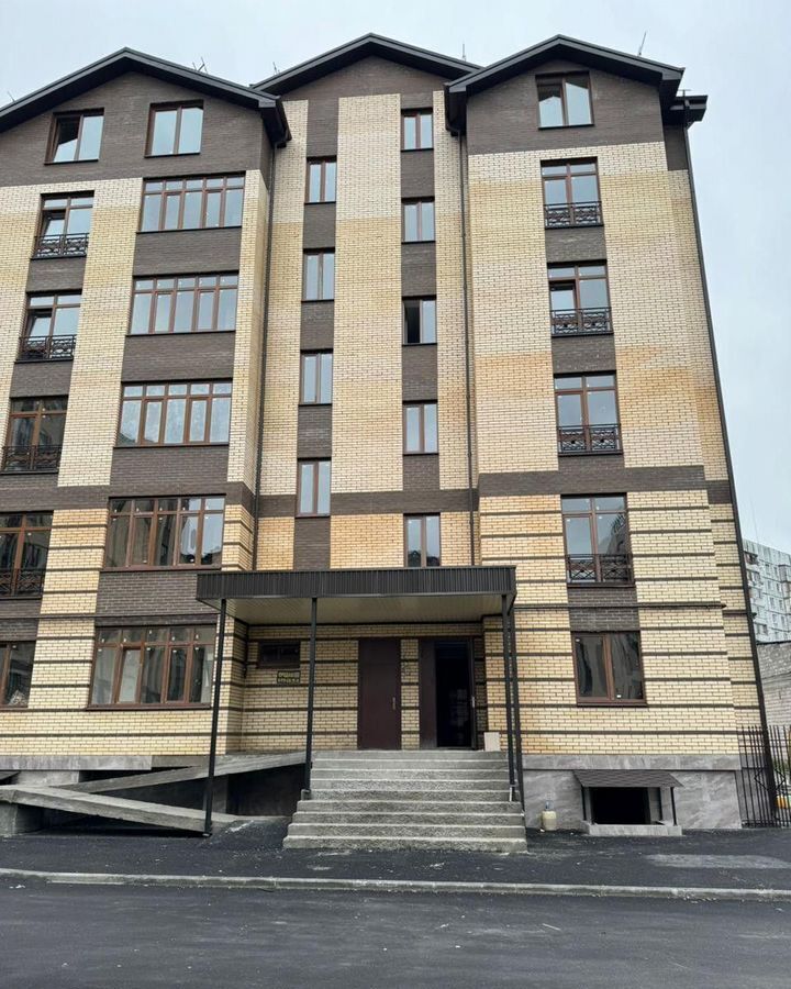 квартира г Владикавказ р-н Северо-Западный ул Астана Кесаева 48а Республика Северная Осетия — Владикавказ фото 1