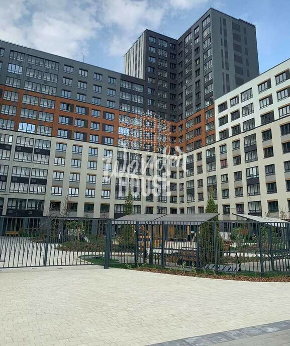 квартира г Тюмень р-н микрорайон Зарека ул Лермонтова 8а фото 3