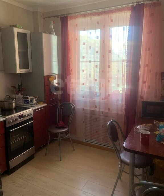 квартира г Челябинск ул Салавата Юлаева 8 фото 1