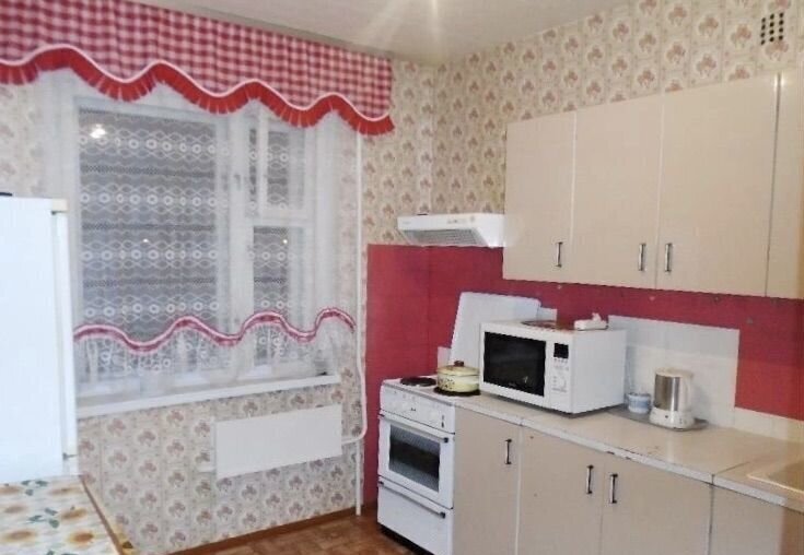 квартира г Стрежевой ул Сибирская 9 фото 1