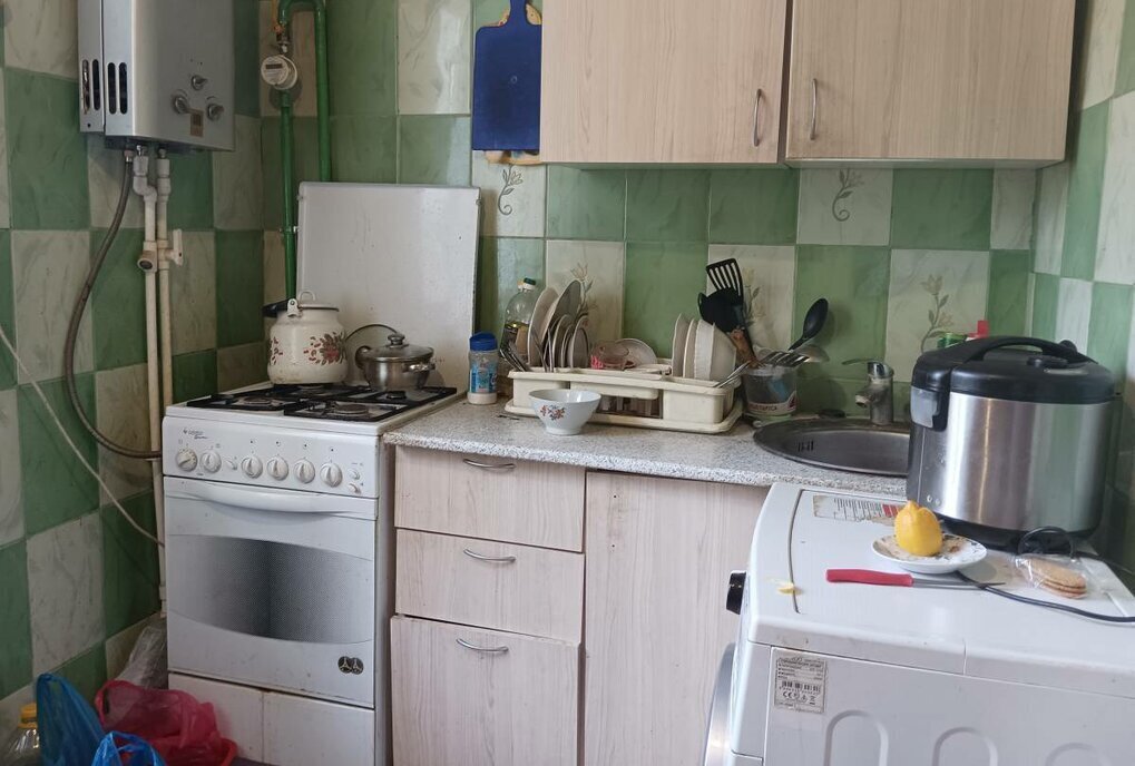 квартира г Каменск-Шахтинский ул Заводская 64а фото 9