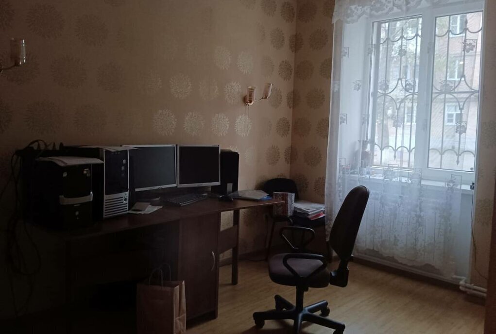 квартира г Каменск-Шахтинский пер Астаховский 88а фото 10