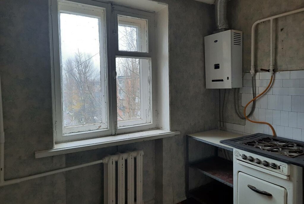 квартира г Каменск-Шахтинский ул Кирова 59 фото 11