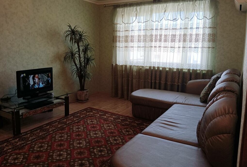 квартира г Каменск-Шахтинский Заводской Больничная улица, 19 фото 6