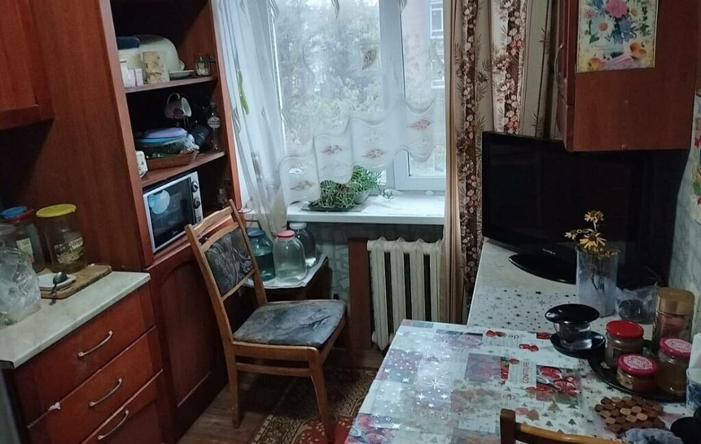 квартира г Каменск-Шахтинский ул Красная 66 фото 7