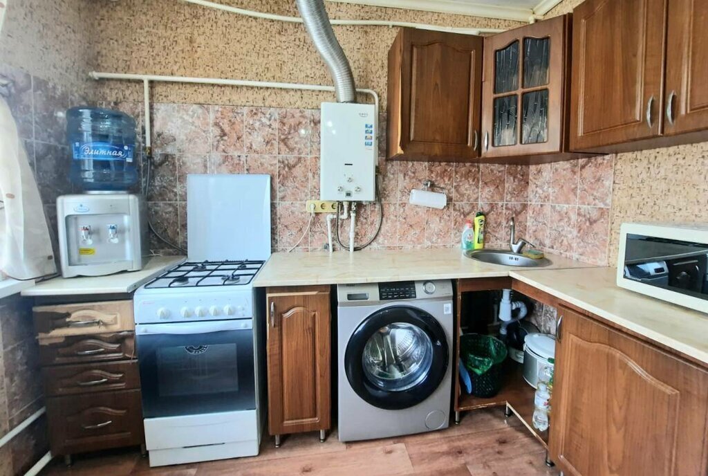 квартира г Каменск-Шахтинский ул Краснодонская 6 фото 9
