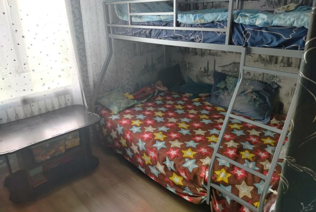 квартира г Каменск-Шахтинский Заводской Больничная улица, 21 фото 19