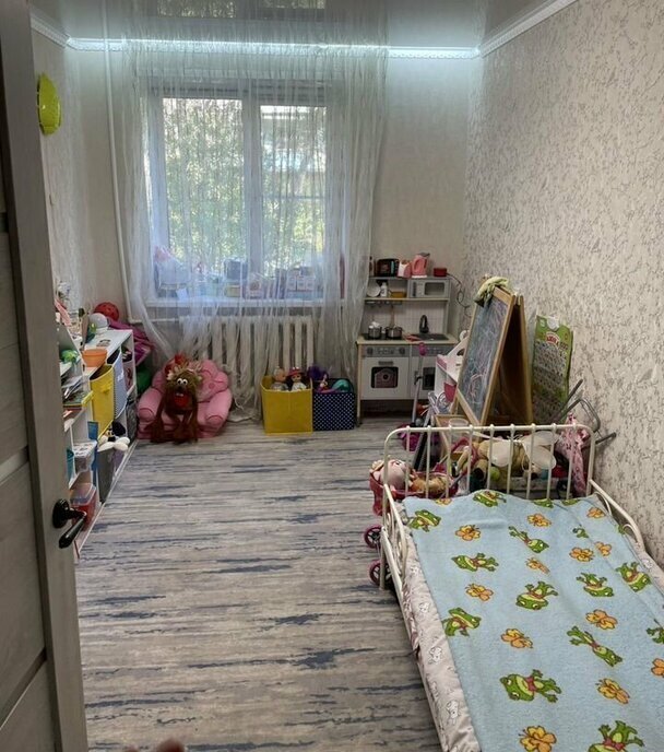 квартира г Каменск-Шахтинский ул Гагарина 3 фото 6