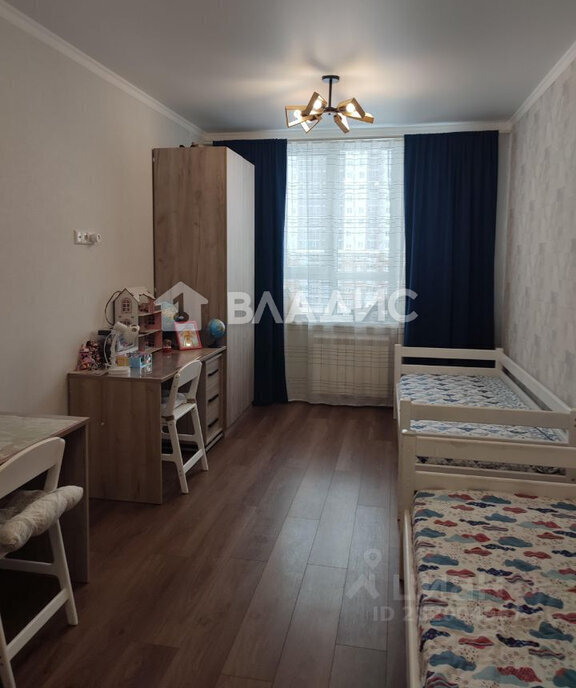 квартира г Белгород ул Есенина 9к/3 фото 1