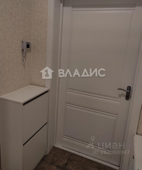 квартира г Белгород ул Есенина 9к/3 фото 5