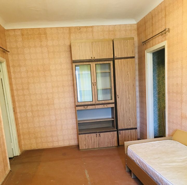 квартира г Волгоград р-н Кировский ул им. Писемского 28 фото 2