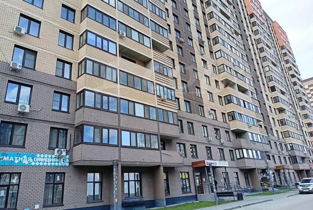 квартира г Тюмень ул Тимофея Чаркова 81к/1 фото 14